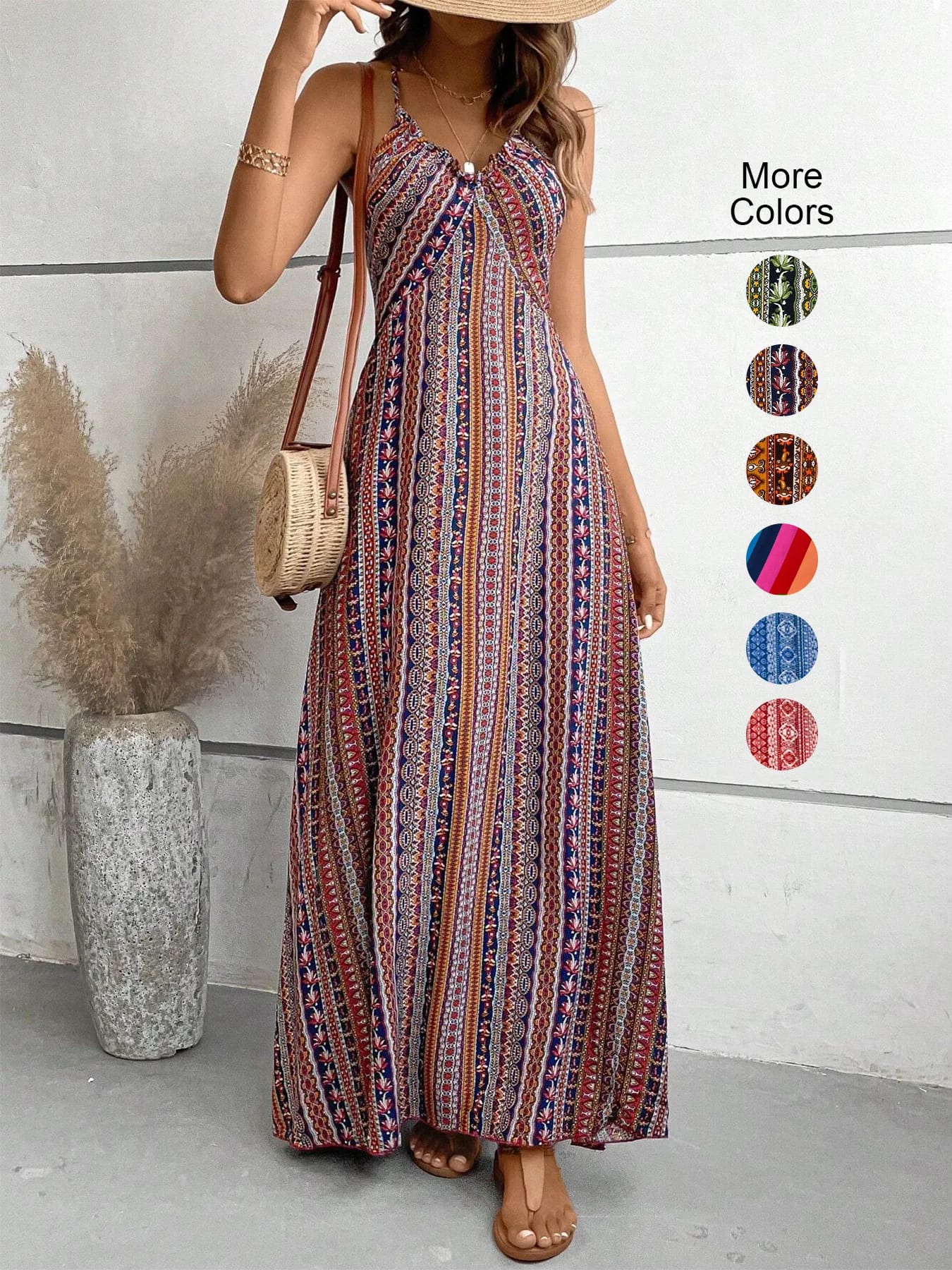 Vestido Largo de Verano para Mujer con Estampado Étnico, Espalda Descubierta y Tajo en Muslo, Estilo Boho con Volados, Ideal para Playa.